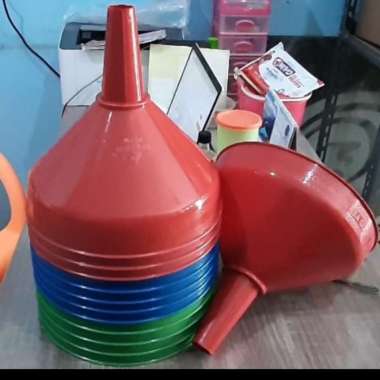 Corong plastik / corong minyak / corong air 25 cm