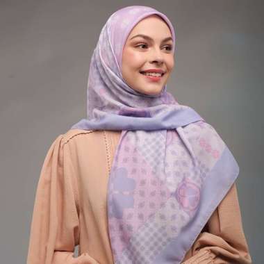 Shafira Bethany Printed Scarf | Hijab Segi Empat Motif Lavender