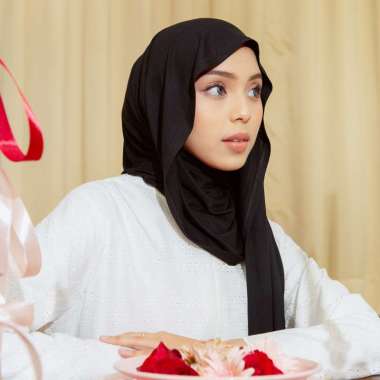 Lozy Hijab - Heidy Oval Shawl (Pashmina Oval Rayon Lozy x Heidy) Black