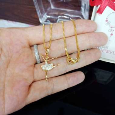 Kalung Liontin Murah Lapis Emas /Kalung Liontin Emas /Kalung Titanium Terbaru /Kalung Wanita Korea