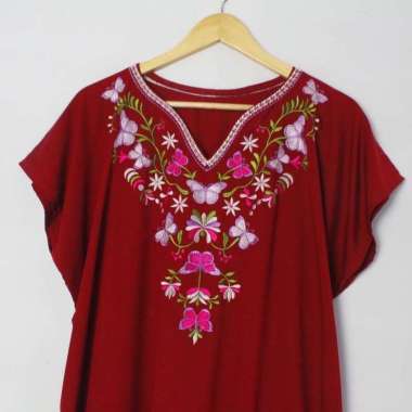 Syfa Rahman - Daster Daisy Viral Bordir Ruffle Jumbo Rayon Twill Kupu2 Maroon
