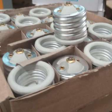 Fitting Oper Batu E40 ke E27 / Fitting Porcelain Over Besar ke Kecil