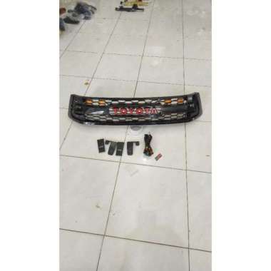 Grill Hilux Revo 2016 Grille Hilux Revo 2016 Grill Led