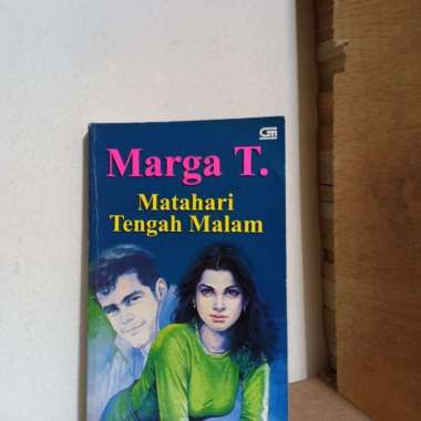 Novel Marga T Matahari Tengah Malam