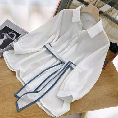 Vallina Outfit - Mika Shirt Blouse Plained Atasan Kemeja Wanita Korean Style Muslim Putih