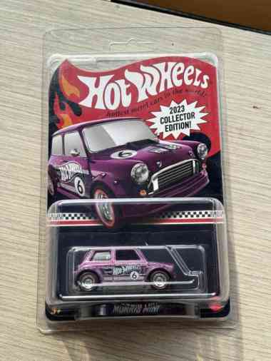 Hotwheels Mail In Morris Mini Ungu 2023 Collector Edition