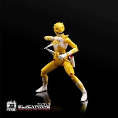 Flame Toys Furai Model Power Rangers Yellow MMPR Model Kit