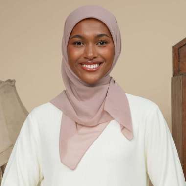 Lozy Hijab - Nala Voal Square (Hijab Voal Segiempat Segi Empat) Tea Rose