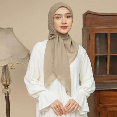 Lozy Hijab - Nala Voal Square (Hijab Voal Segiempat Segi Empat) Natural
