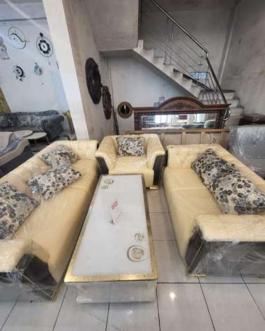 sofa minimalis murah cream 321 MP