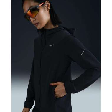 Jaket Lari Wanita Nike Swift Repel Packable Running Jacket Black - HQ0651-010 XS