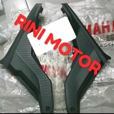 Cover body tengah yamaha R15 V3 vva sepasang original ygp Part