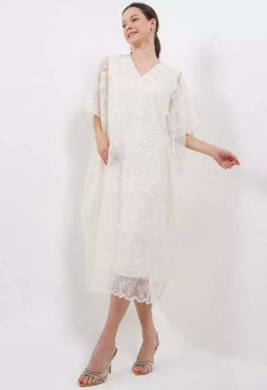 ICONS EMBELLISHED V NECK SEQUINED EMB MESH KAFTAN WANITA TNIC0753BB CREAM