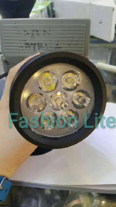 LAMPU SOROT 7W LED / LAMPU SOROT OUTDOOR LED