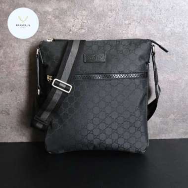 GUCCI GG Messenger Sling Bag Medium Signature in Black- 100% Authentic