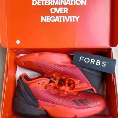 Adidas D.O.N. Issue #4 Future of Fast || team victory red vivid 4 don