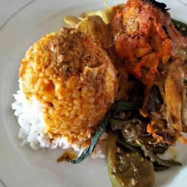 No Brand Menu Makan Pagi Siang Ayam Nasi Padang / Siomay Batagor Nasi rendang