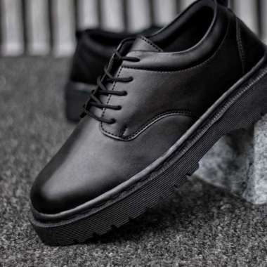 BOSSINDO Sepatu Pantofel Oxford Docmart Formal Tali Hitam Pria Hak Tinggi JOZY 41