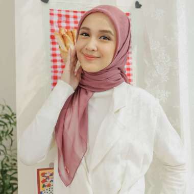 Lozy Hijab - Paris Signature Lozy (Hijab Paris Japan Exclusive New Label) Raspberry