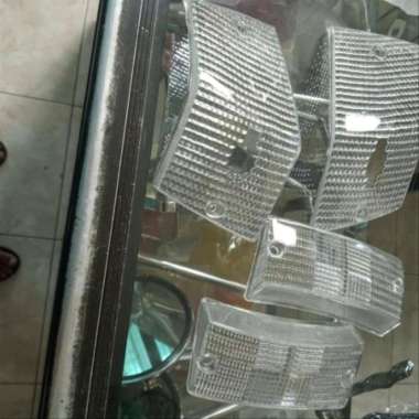 Mika Sein Vespa Px Putih