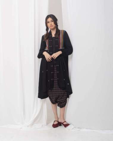 Lembayung Lurik Kebaya Black S