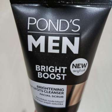 Ponds Men Bright Boost Face Scrub 100g