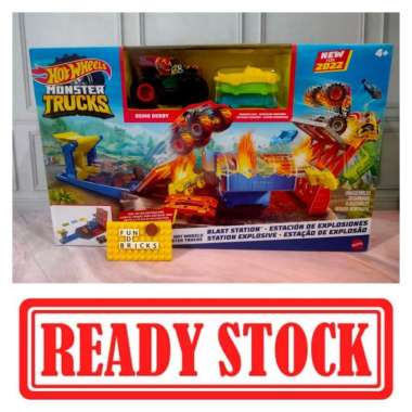 Hot Wheels Monster Trucks Blast Station