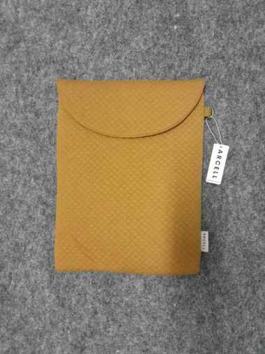 ARCELL - TAS PUFFY BASIC MUSTARD