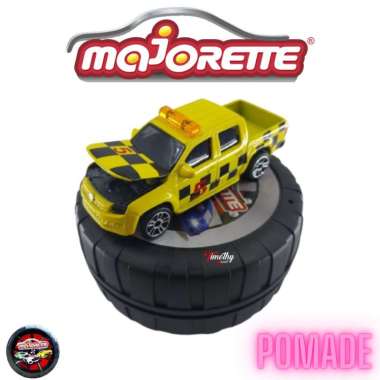 Diecast Majorette Volkswagen VW Amarok Pickup Kuning Open Hood