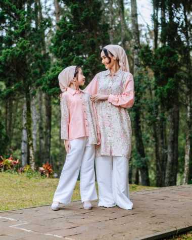 Couple Batik Ibu dan Anak - Bhatara Batik Lilian Aliyah 5904 - Tunik Batik Modern Lengan Panjang Ali