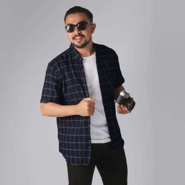 DGM Kemeja Pria Flanel Pendek Premium Kotak Kotak Kemeja Flanel Navy Garis Kecil Coklat 2638 XL