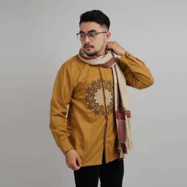 DGMID Kemeja Pria Bordir Matahari Mustard Panjang 1888 L
