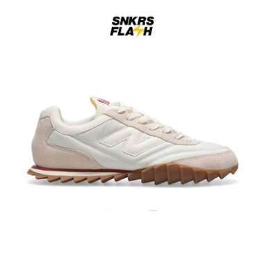 Sepatu Sneakers Pria NEW BALANCE RC30 MOONBEAM GUM - URC30AC 41.5