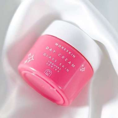 Moreskin Glass Skin Day cream - cream untuk mencerahkan wajah skincare rutine bpom original