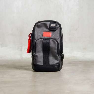 Tas TUMI RED BLACK SILVER COMPACT SLING BAG 100% ORIGINAL Size 30X17X6CM