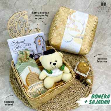 Hampers Idul Fitri Lebaran Paket Ramadhan Boneka+Sajadah