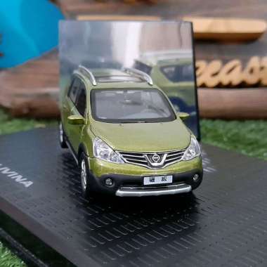 Diecast Miniatur Nissan Livina XGear skala 1:43