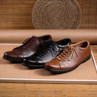 VERISH sepatu pantofel pria kulit asli Boston footwear model Andrea awet garansi 42 Coklat muda