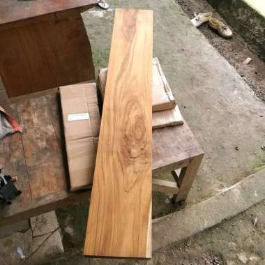 papan kayu jati