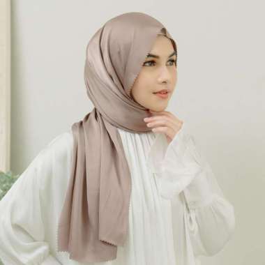 Rayya Lasercut New Series (Pashmina Silk Pinggiran Lasercut) Brownie