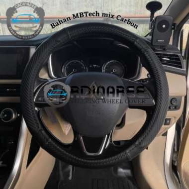 Sarung Stir Mobil MBTech mix Carbon Elegant Series M Black