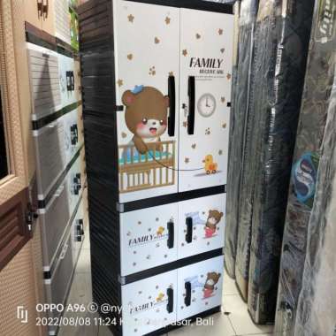 lemari plastik jumbo karakter