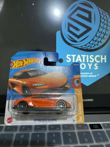 Hotwheels Koenigsegg Gemera Merah Short Card Lot Q 2023