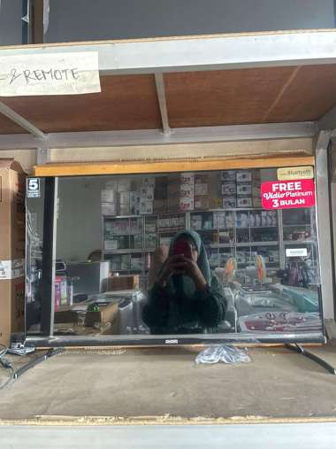 Televisi LED TV 32 Inch Android TV 11 Akari AT-5532B