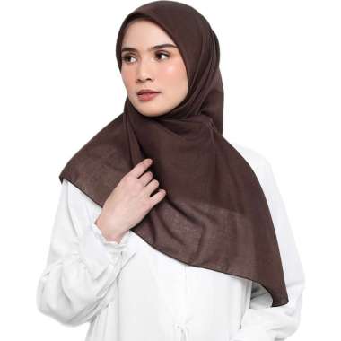 Elzatta Hijab Jilbab Segi Empat Scarf Polycotton Polos Obelia Samida 717 - Dark Coklat