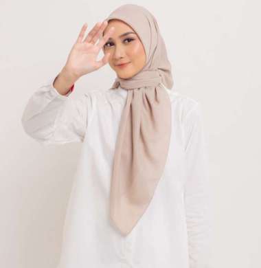 DAUKY Jilbab Kerudung Segi Empat Voal Polos Olinda Plain Scarf Salem