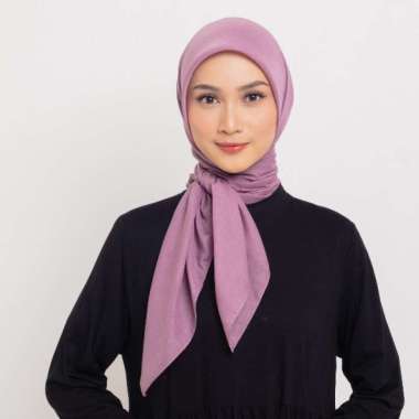 DAUKY Jilbab Kerudung Segi Empat Voal Polos Olinda Plain Scarf Lylac