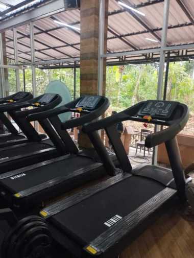 Alat fitness Treadmill Elektrik Komersial Commercial X8200 Import DHZ