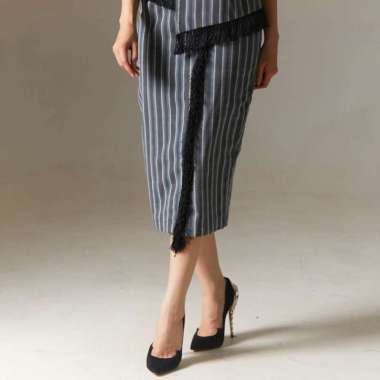 Floryn Top & Floryn Skirt - Amanda Hartanto Batik Floryn Skirt