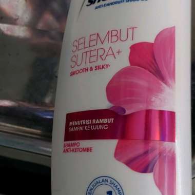 Promo Harga Head & Shoulders Shampoo Smooth & Silky 160 ml - Blibli